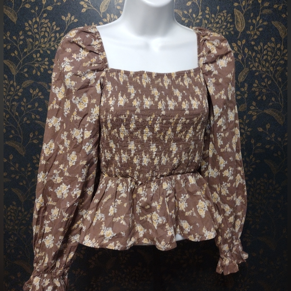 Dizzy lizzy Brown Floral Smocked Top